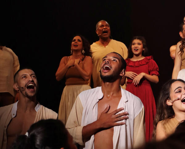 Todos Vuelven Imagen Oficial